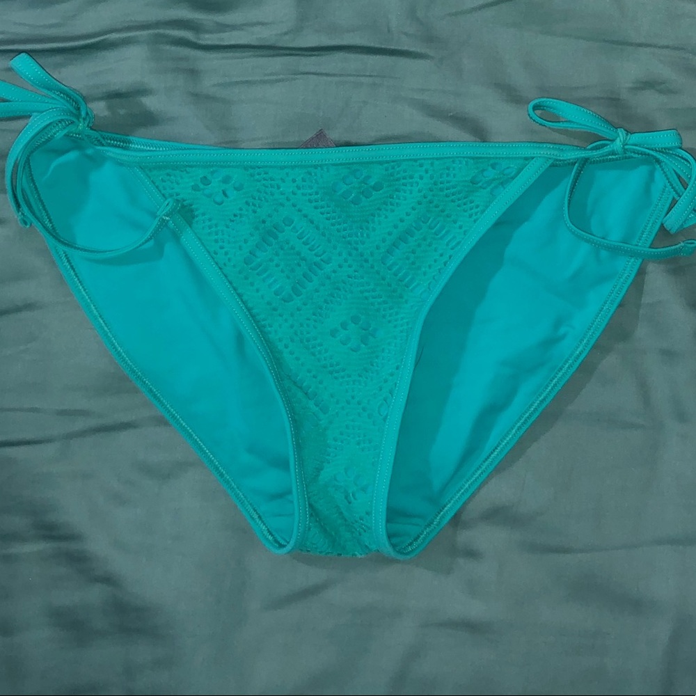 Aerie patterned bikini bottoms